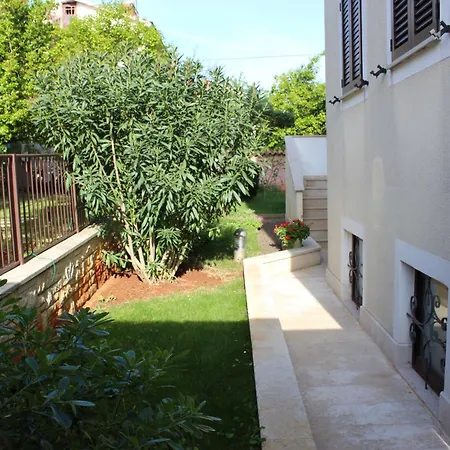 Bubu With Garden, Two Bedrooms Apartment