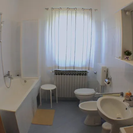 Bubu With Garden, Two Bedrooms Διαμέρισμα Karpinjan